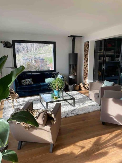 Maison De Vacances 220M2 Vue Lac Et Chateau เมนตง-ซองต์-แบร์นา ภายนอก รูปภาพ