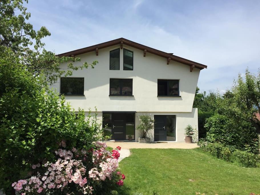 Maison De Vacances 220M2 Vue Lac Et Chateau เมนตง-ซองต์-แบร์นา ภายนอก รูปภาพ